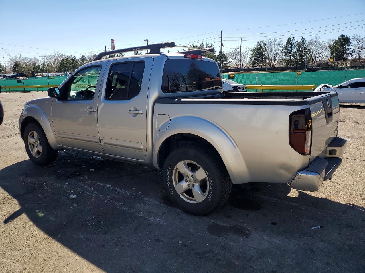 2005 Nissan Frontier SE