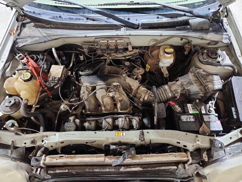 2005 Ford Escape xlt