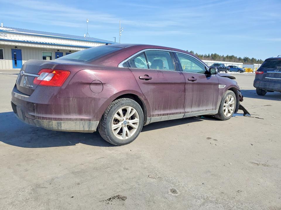 2011 Ford Taurus