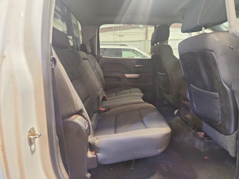 2015 Chevrolet Silverado 2500 Flatbed Truck