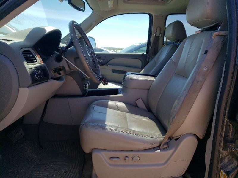 2012 Chevrolet Suburban C1500 lt
