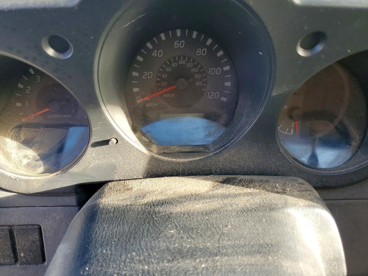 2002 Nissan Frontier Standard