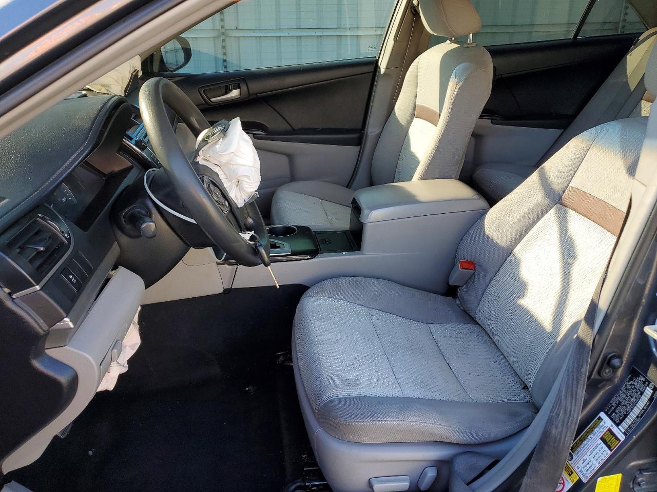 2012 Toyota Camry le