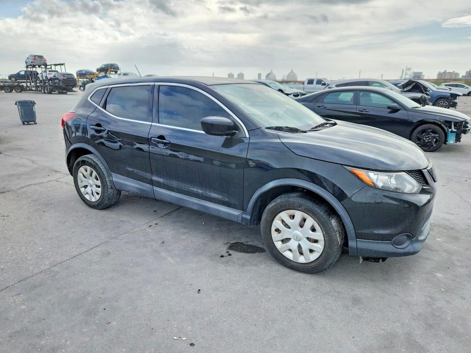 2019 Nissan Rogue Sport s