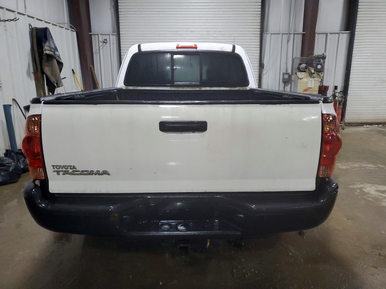 2015 Toyota Tacoma Base