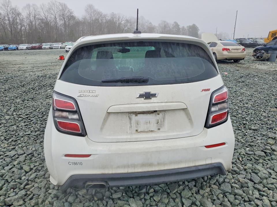 2019 Chevrolet Sonic lt