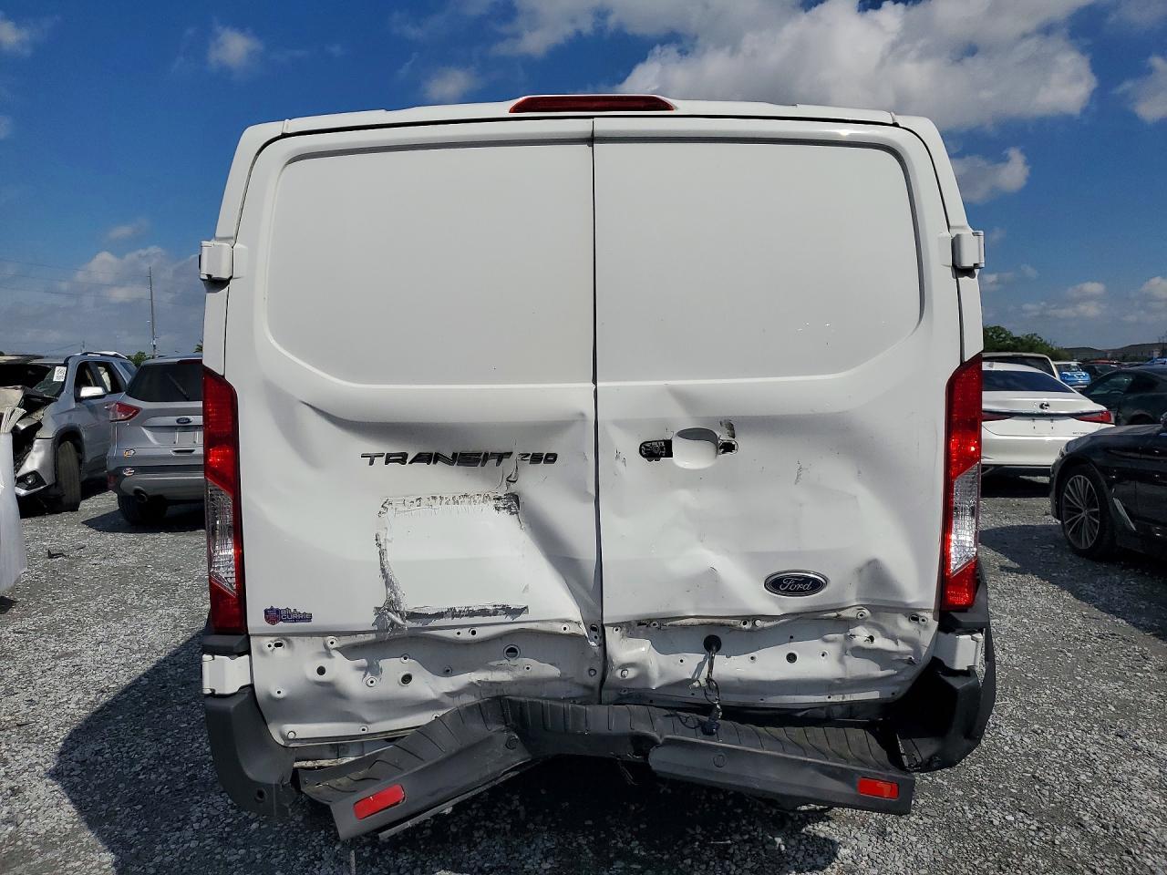 2023 Ford Transit 250 Utility / Service Van