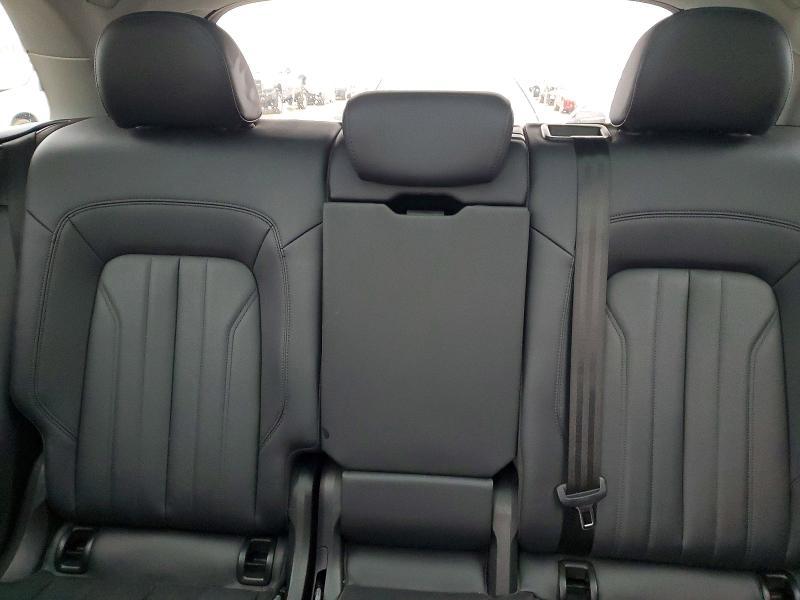 2020 Audi Q5 e Premium Plus