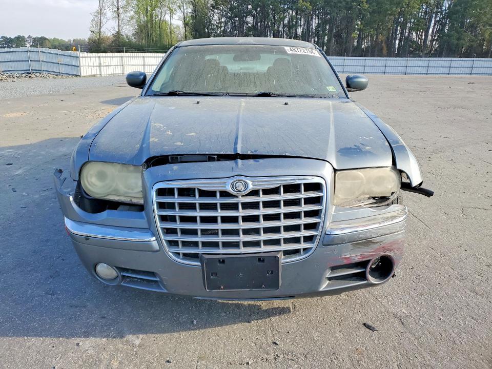 2005 Chrysler 300 Touring
