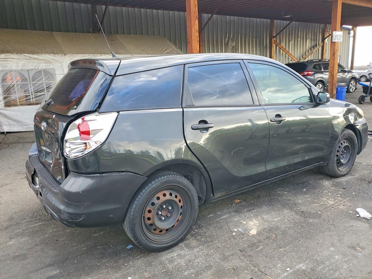 2005 Toyota Matrix Base