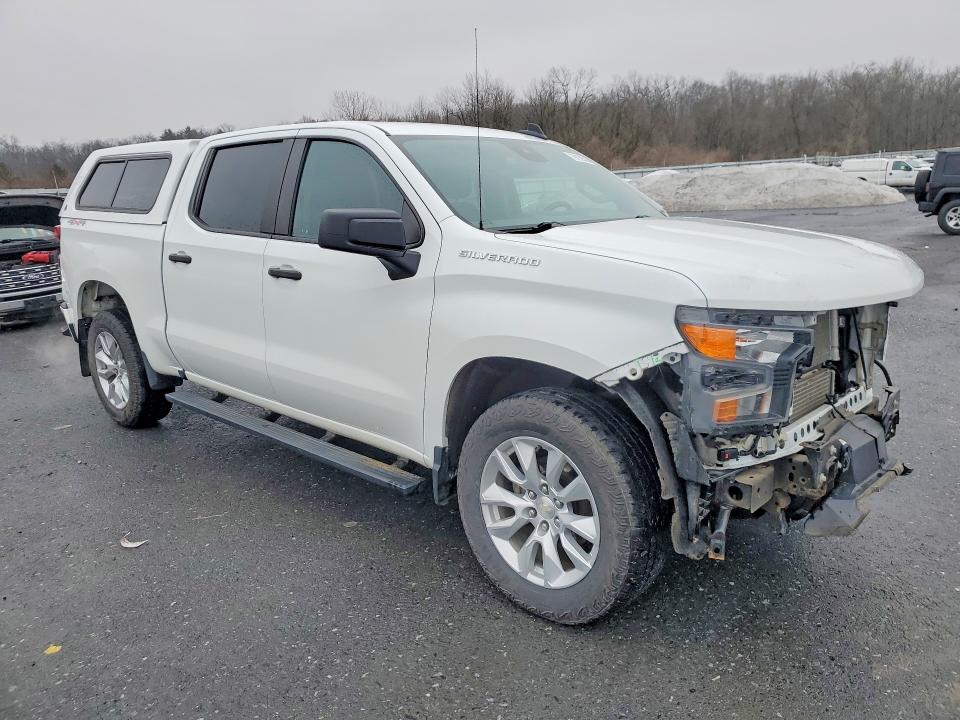 2022 Chevrolet Silverado K1500 Custom