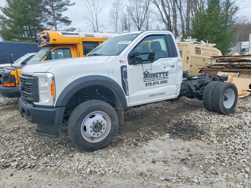 2023 Ford F600 Super Duty Truck cab and Chassis