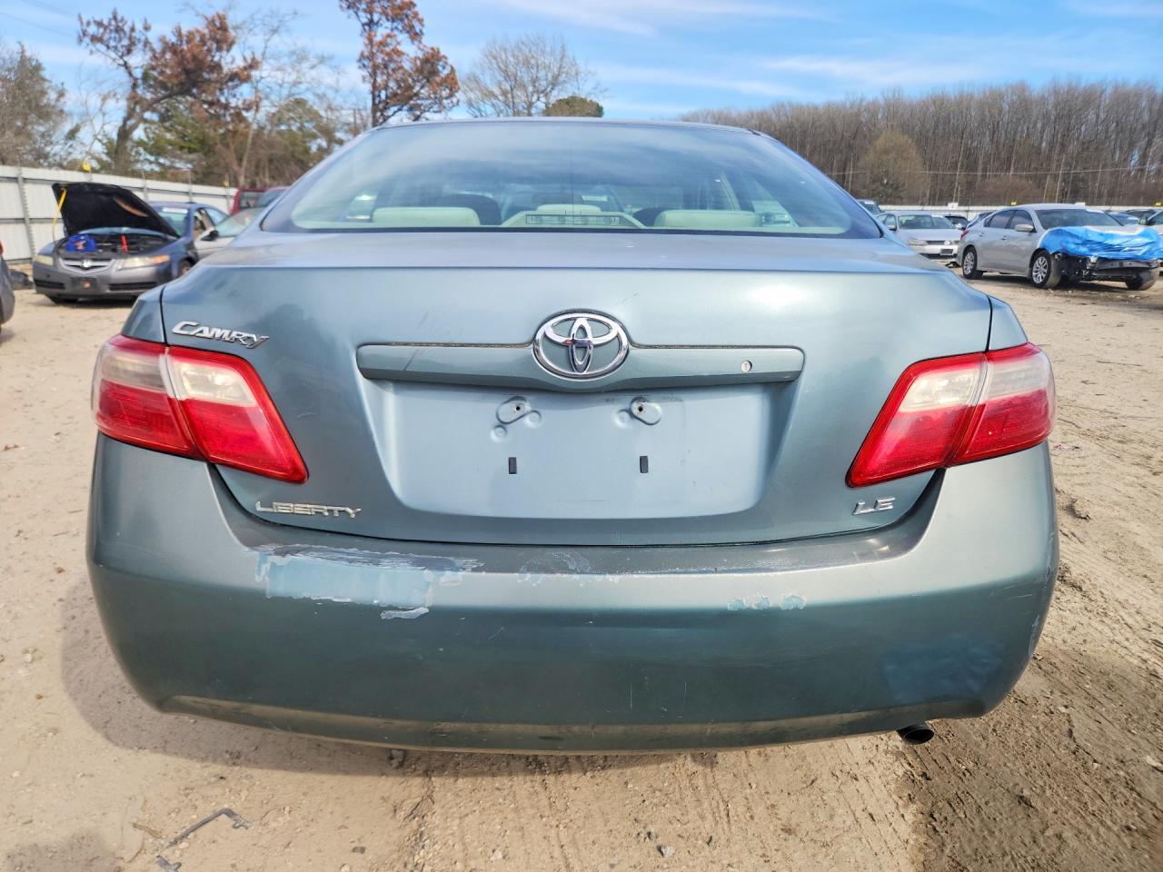 2009 Toyota Camry le