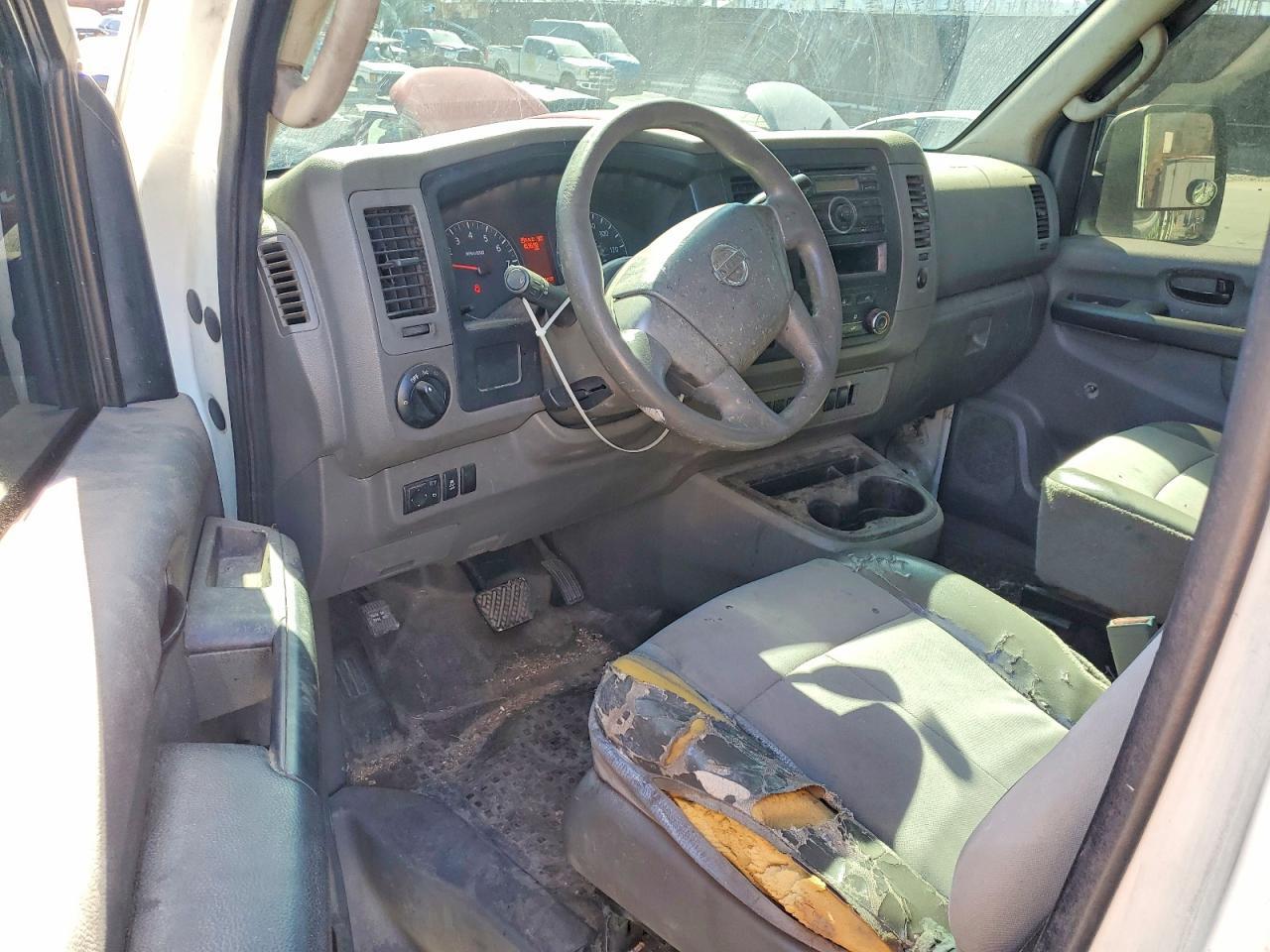 2015 Niss AN NV Utility / Service Van