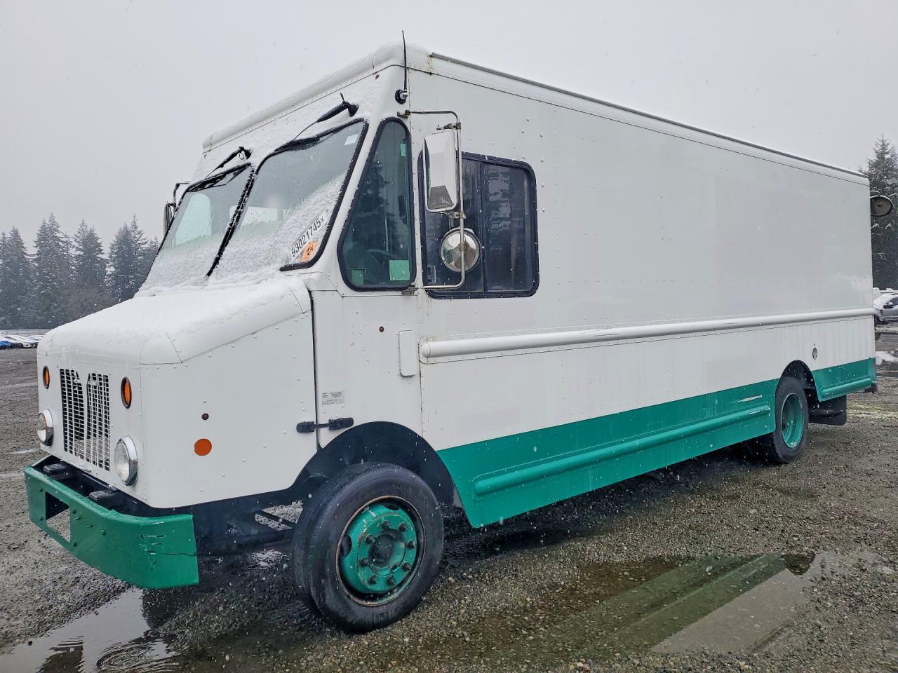 2011 Workhorse Custom Chassis 2011 Workhorse W62 Delivery Van