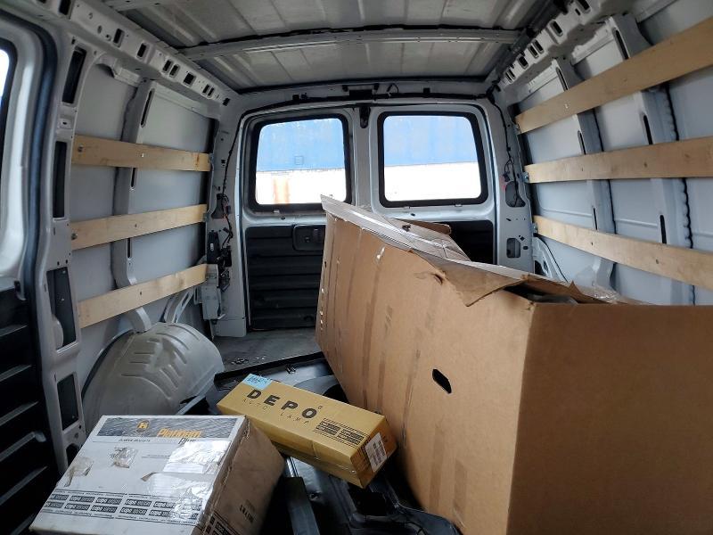 2022 Chev Rolet Express 2500 Cargo Delivery van