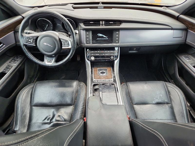 2017 Jaguar Xf R-sport