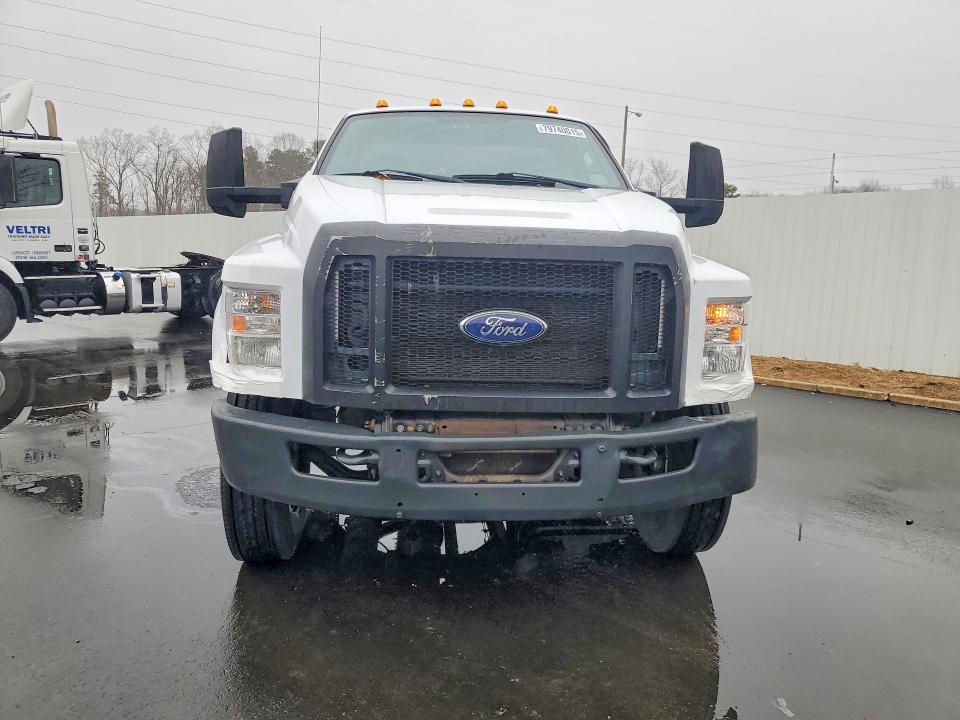 2018 Ford F650 Super Duty Truck Cab AND Chassis