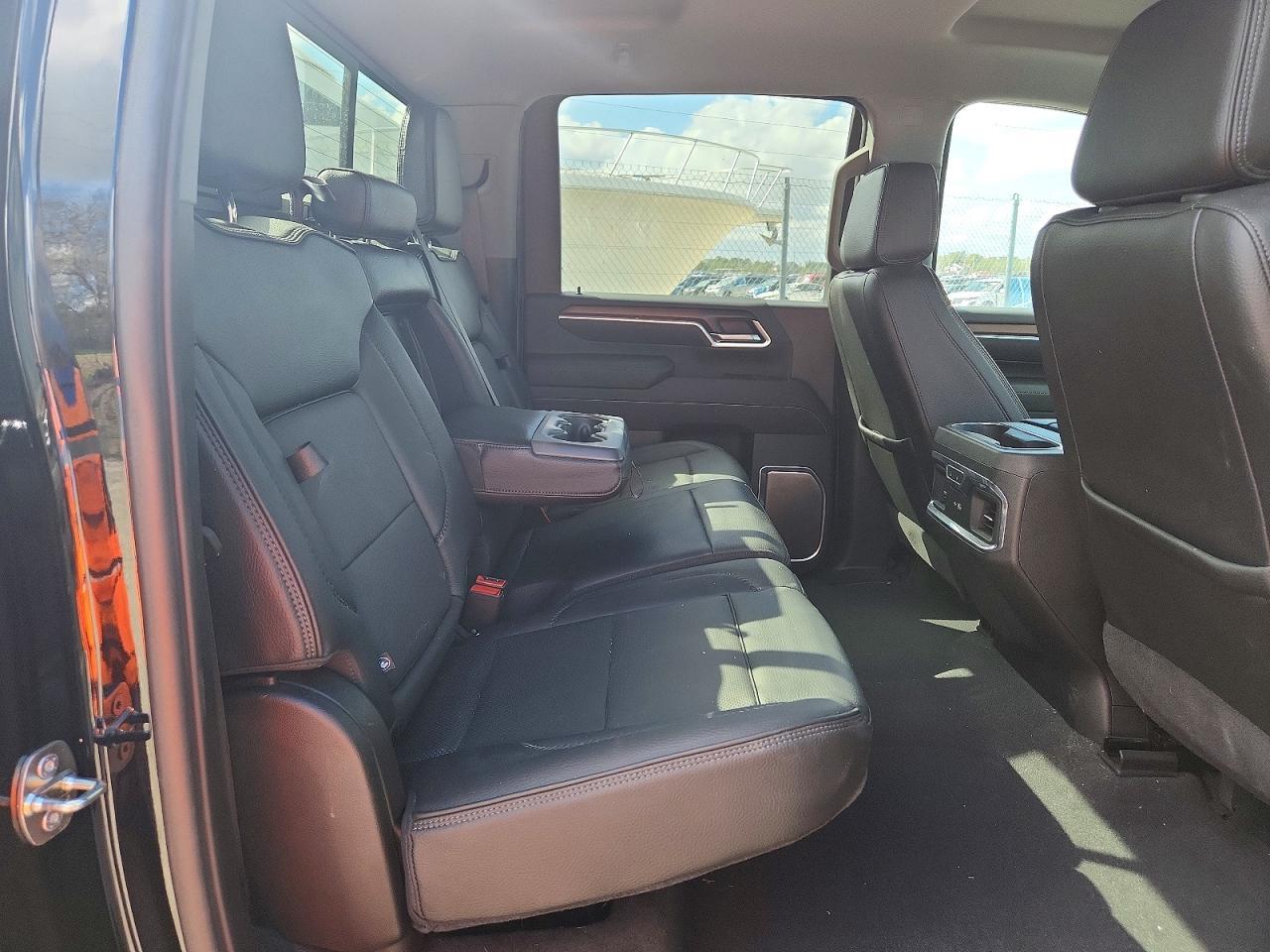 2024 GMC Sierra K3500 Denali
