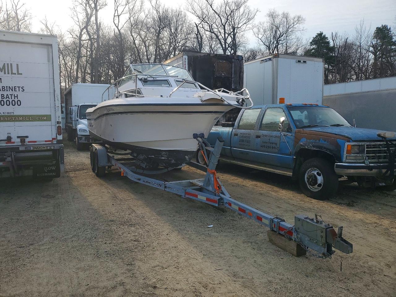 1992 Grady White 245 Explorer-Boat