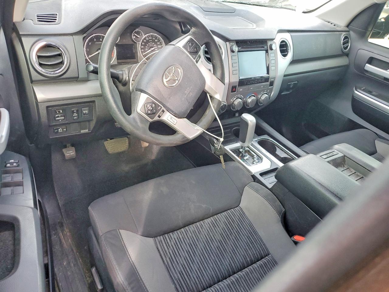 2016 Toyota Tundra SR5