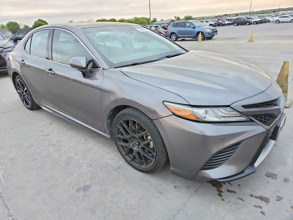 2018 Toyota Camry xse