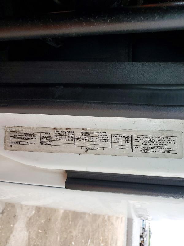 2016 Peterbilt 579 Semi Truck