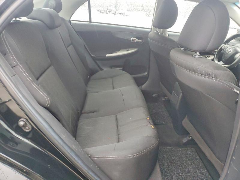 2013 Toyota Corolla s
