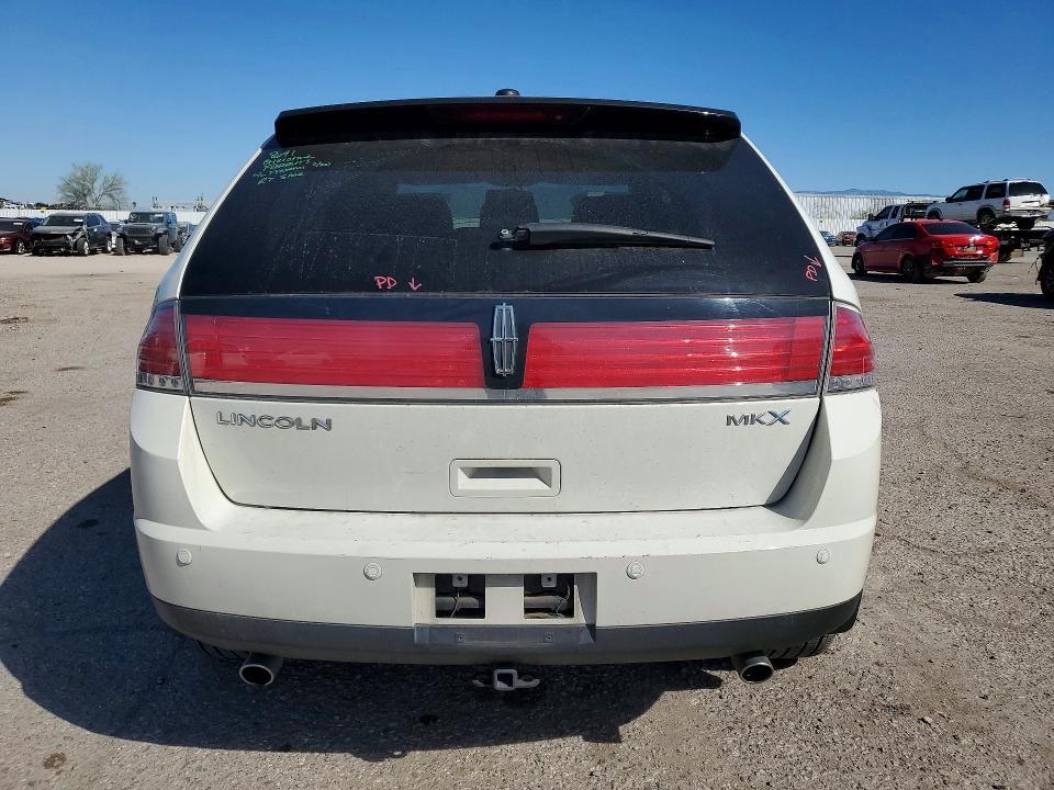2009 Lincoln Townhouse MKX