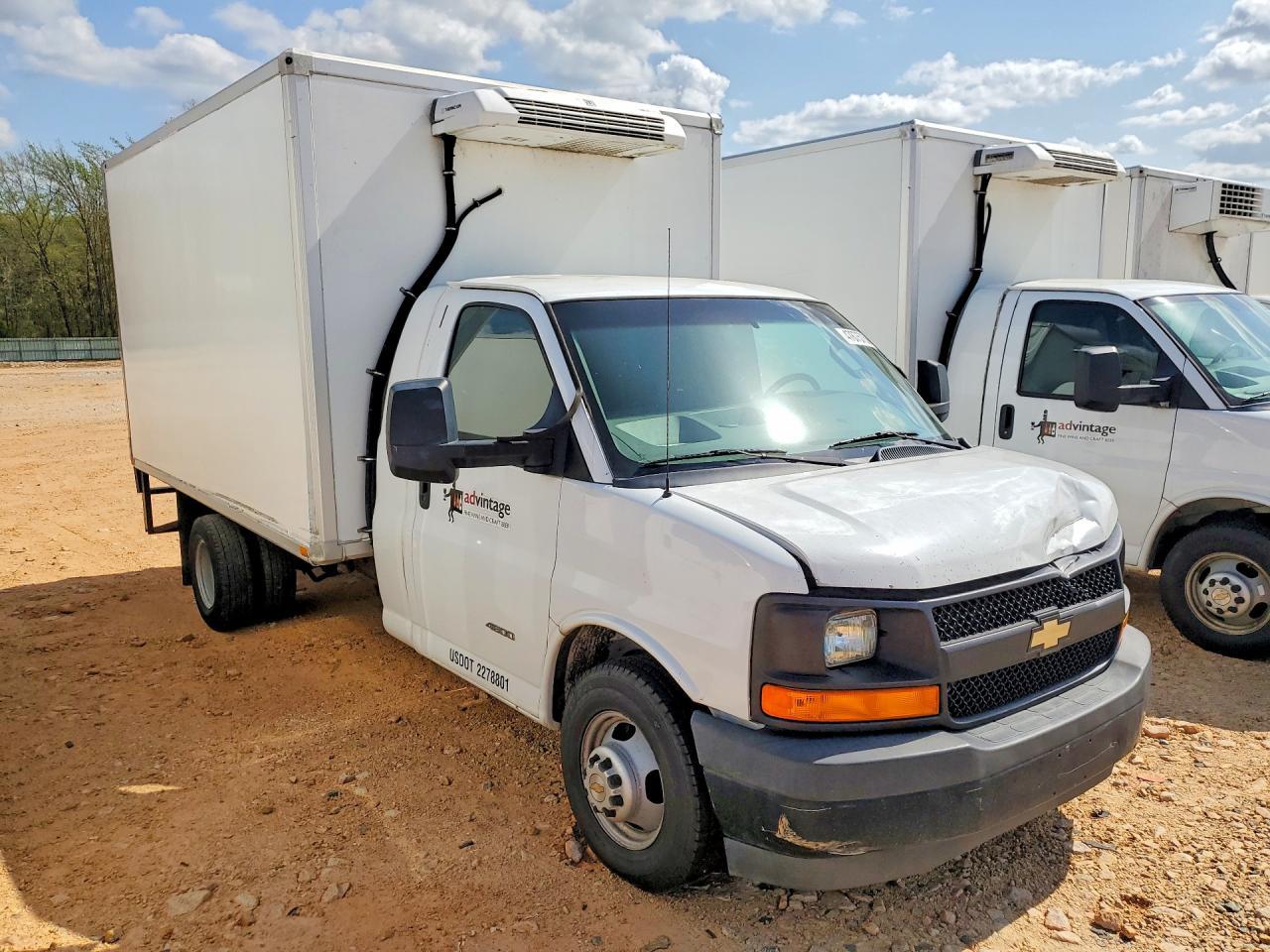2017 Chev Rolet Express Refrigerated BOX Truck