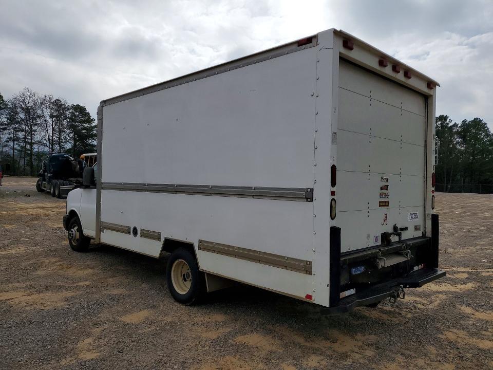 2006 GMC Savana Cutaway G3500