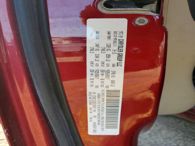 2014 Chrysler Town & Country Touring l