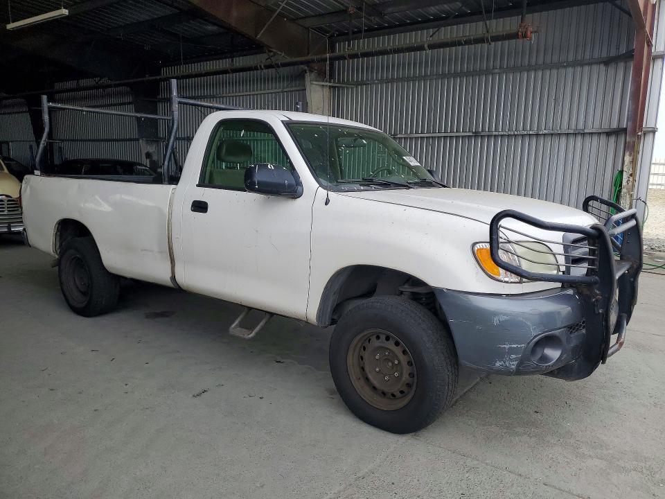 2004 Toyota Tundra Base