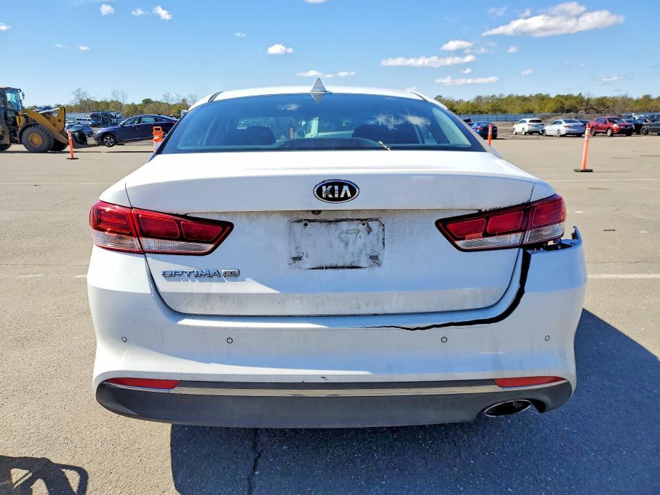 2018 KIA Optima lx