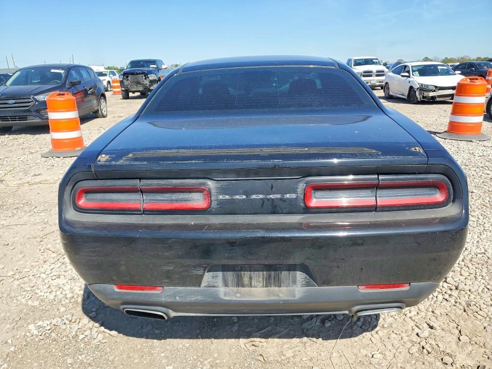 2016 Dodge Challenger sxt