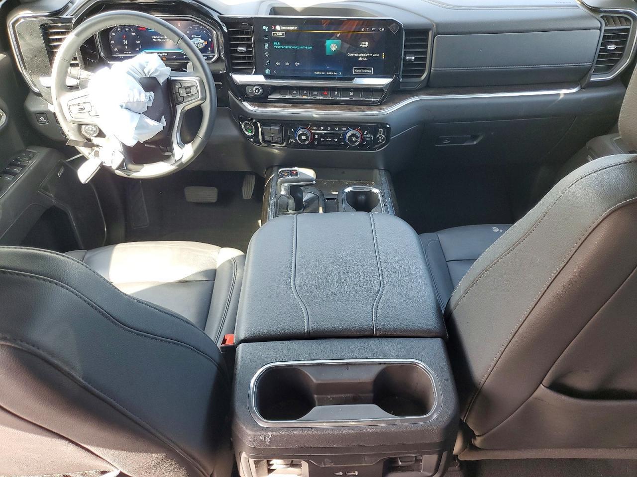 2025 Chevrolet Silverado K1500 RST