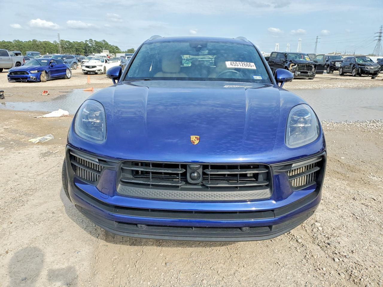 2022 Porsche Macan s
