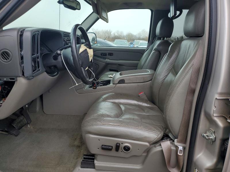 2004 GMC Yukon xl C1500