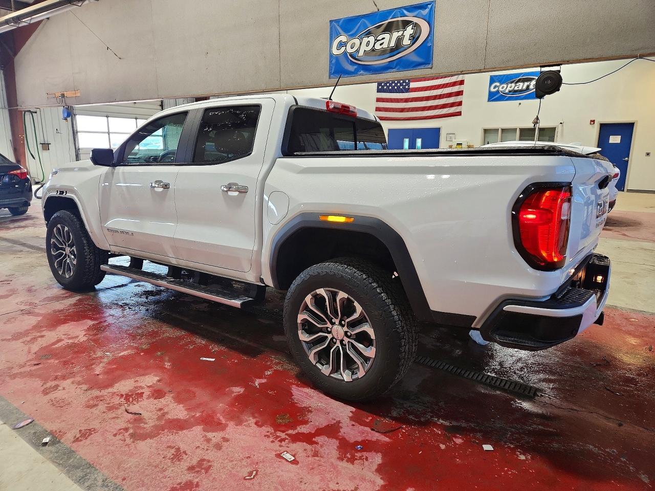 2024 GMC Canyon Denali