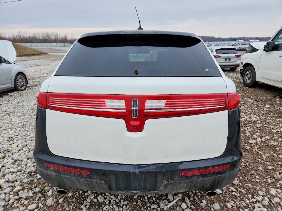 2017 Lincoln Townhouse MKT