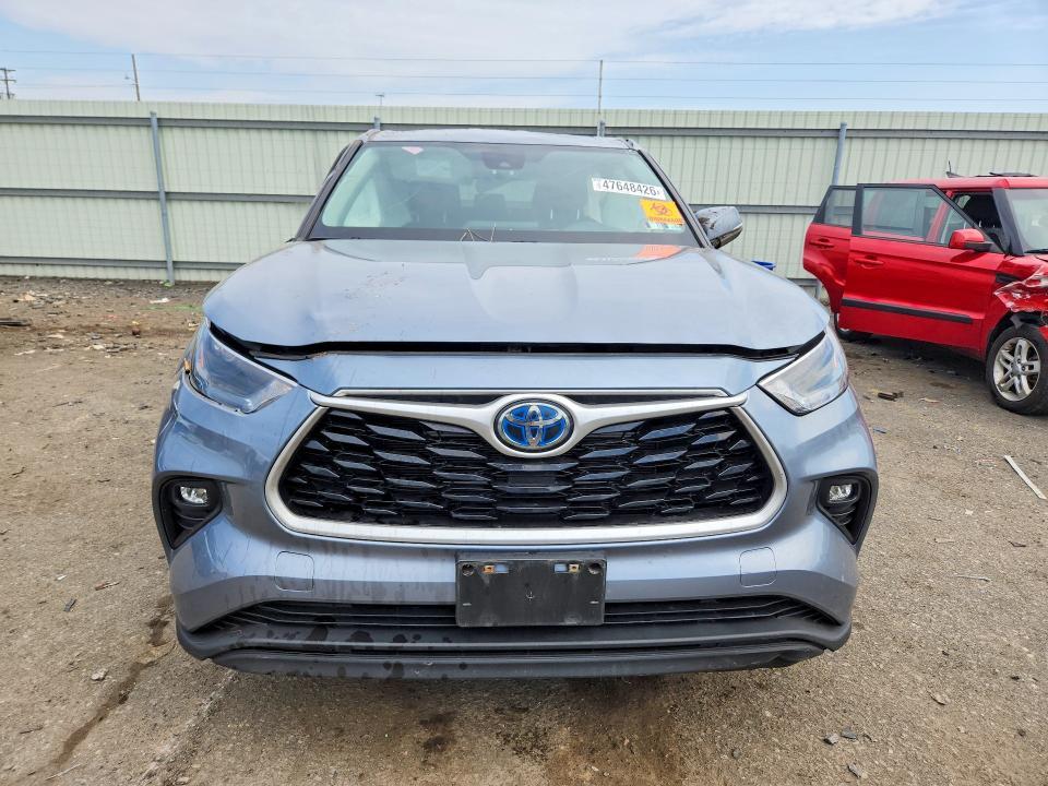 2023 Toyota Highlander Hybrid le