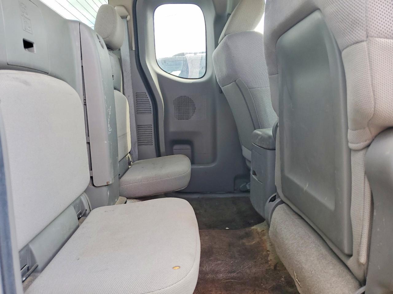 2012 Nissan Frontier S