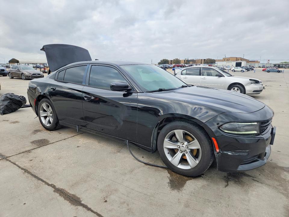 2016 Dodge Charger sxt