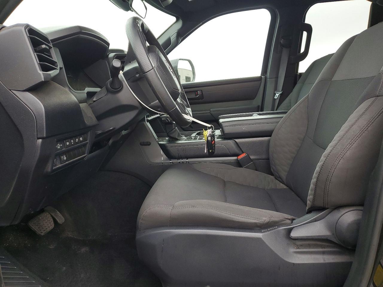 2025 Toyota Tundra SR