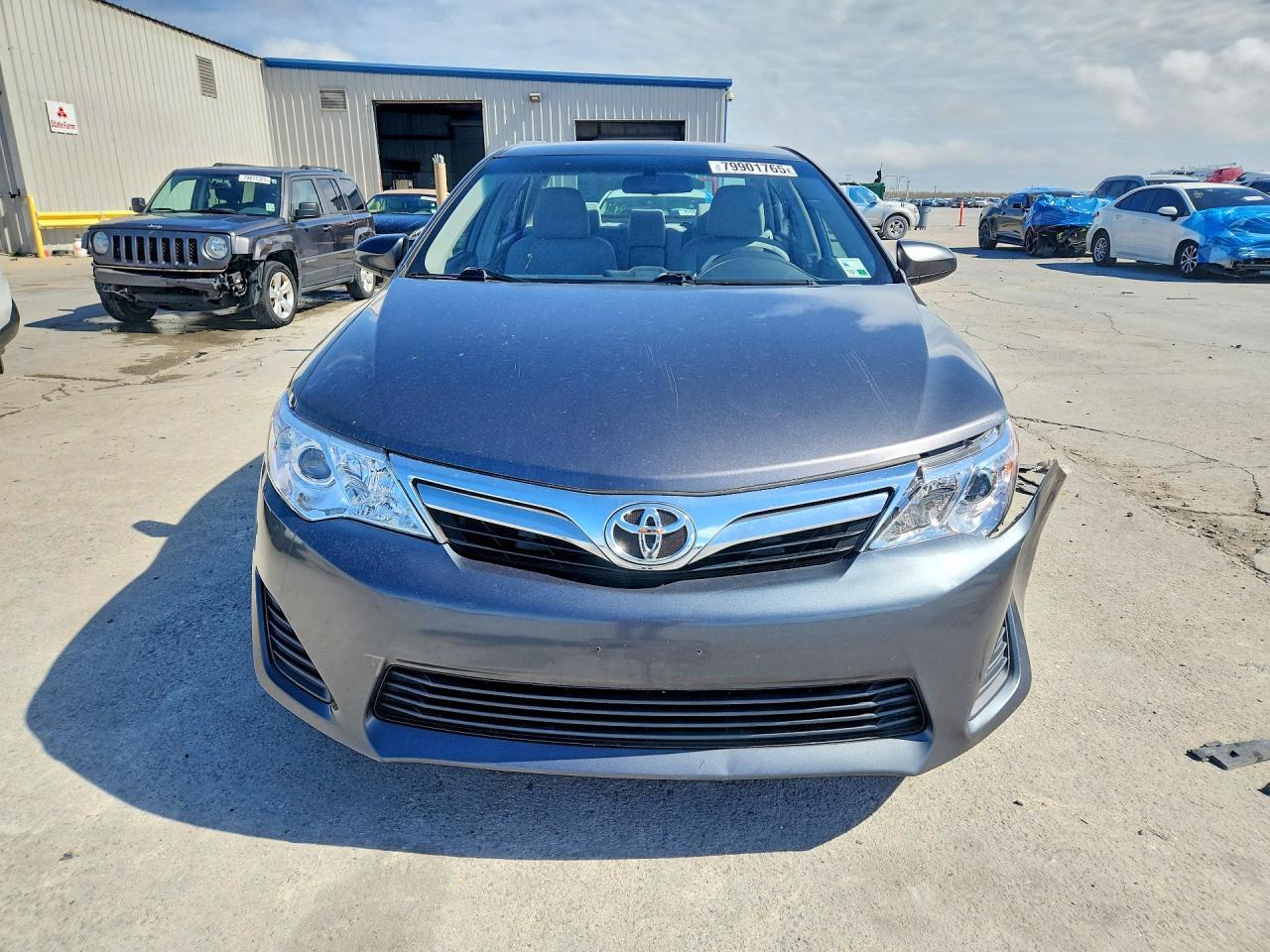 2013 Toyota Camry le
