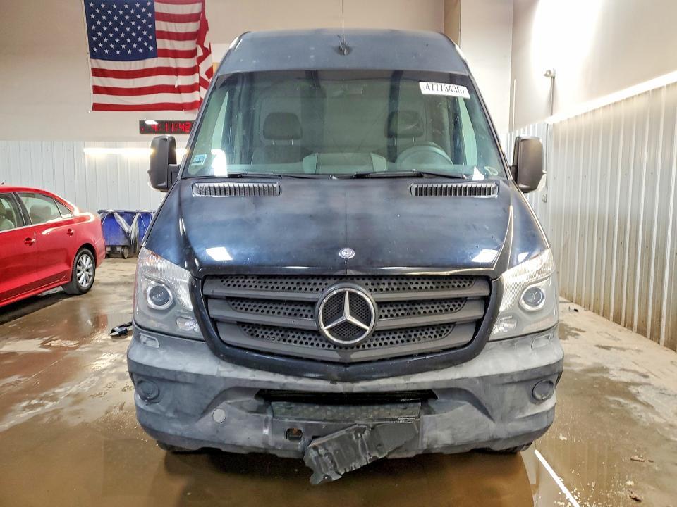 2015 Mercedes-Benz Sprinter 2500
