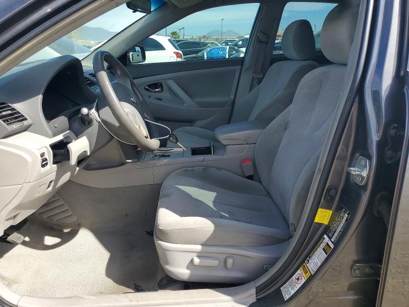 2011 Toyota Camry le
