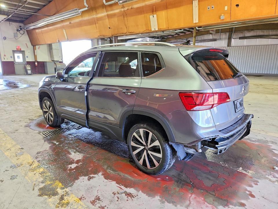 2024 Volkswagen Taos se