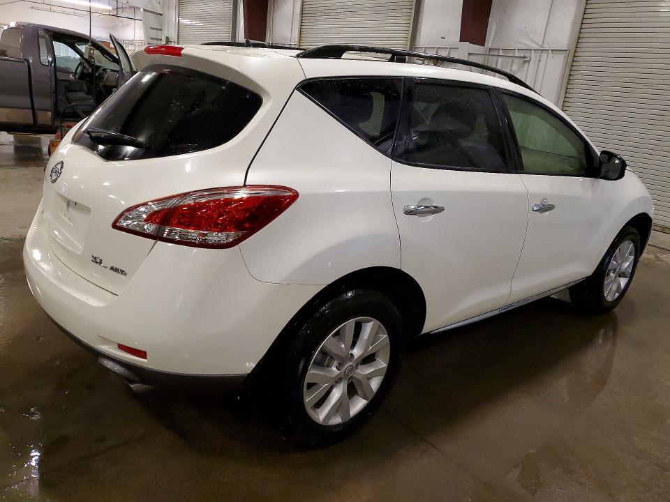 2013 Nissan Murano s