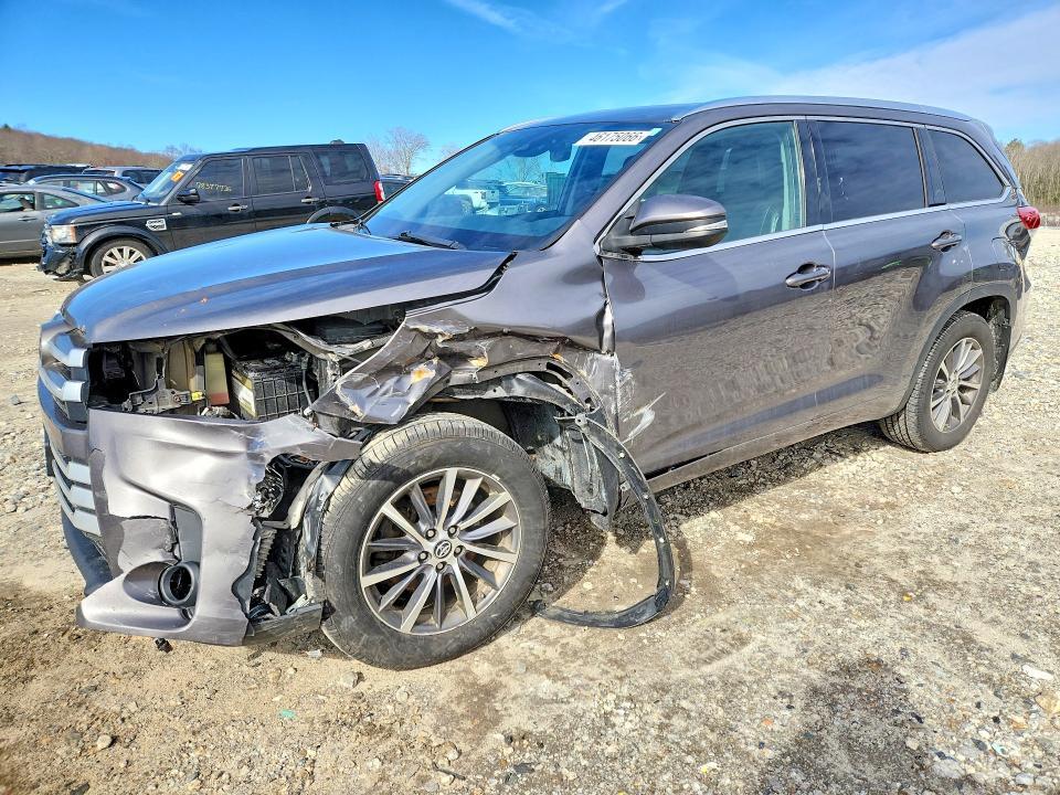 2018 Toyota Highlander xle